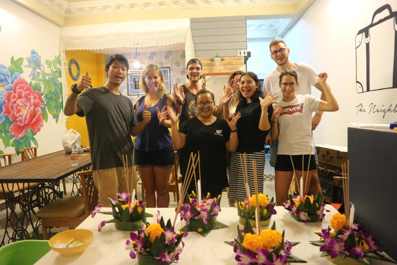 The Neighbors Hostel (Adults Only) Phuket Bagian luar foto